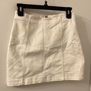 Free people white back zip mini skirt 8 medium